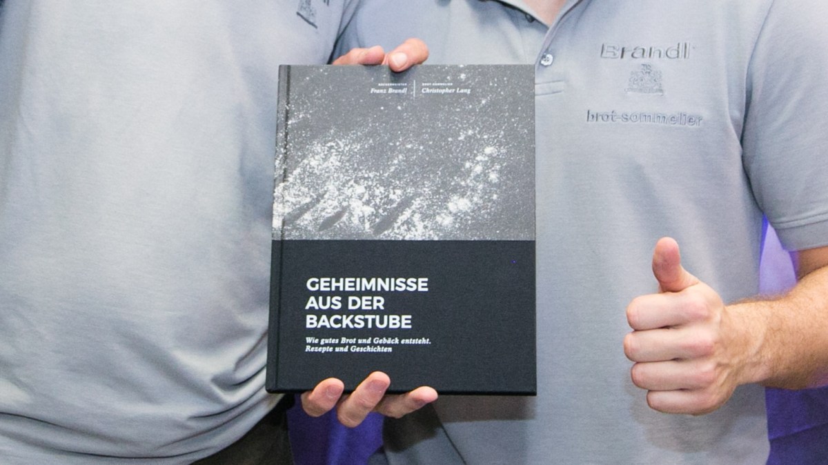 Das Backbuch als Buchtipp im „Profil“