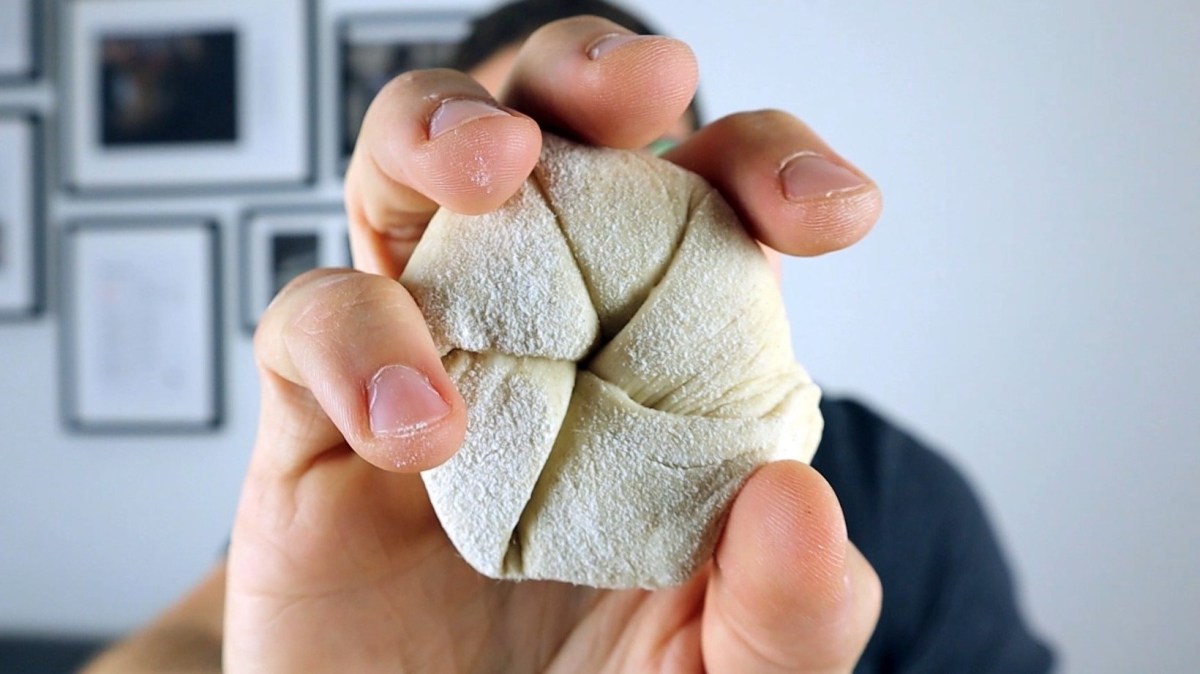 Anleitung zum Handsemmel formen, falten und&nbsp;schlagen