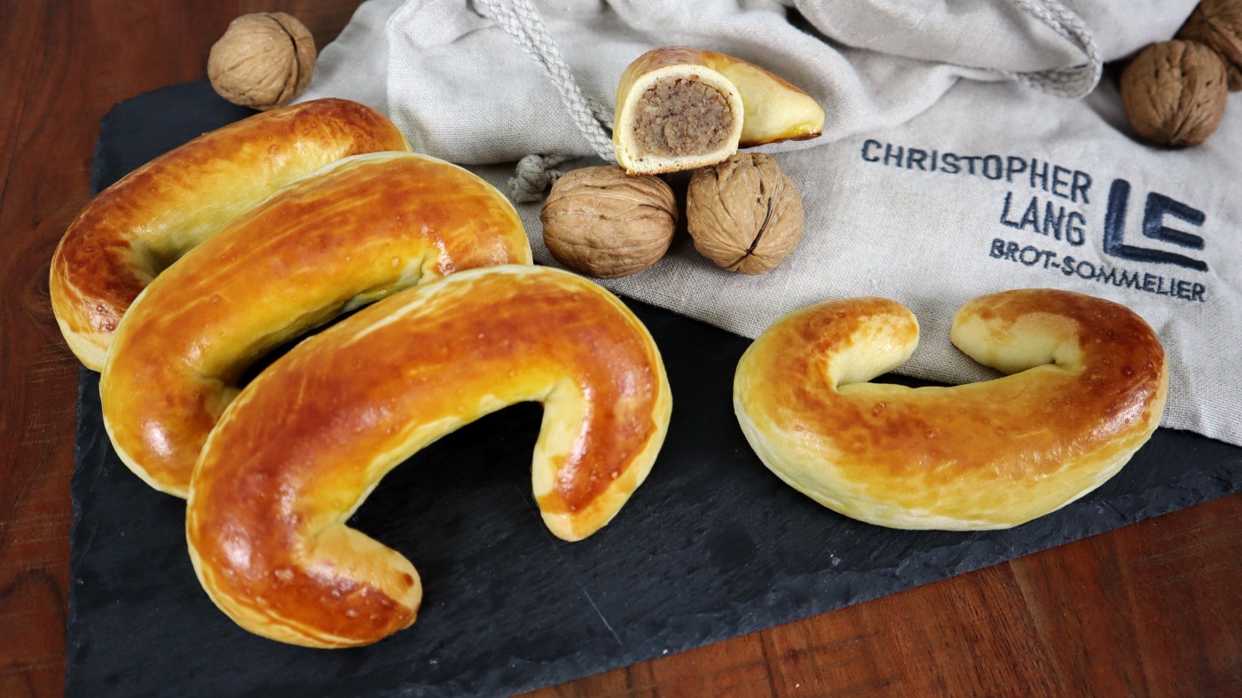 Pressburger Nusskipferl